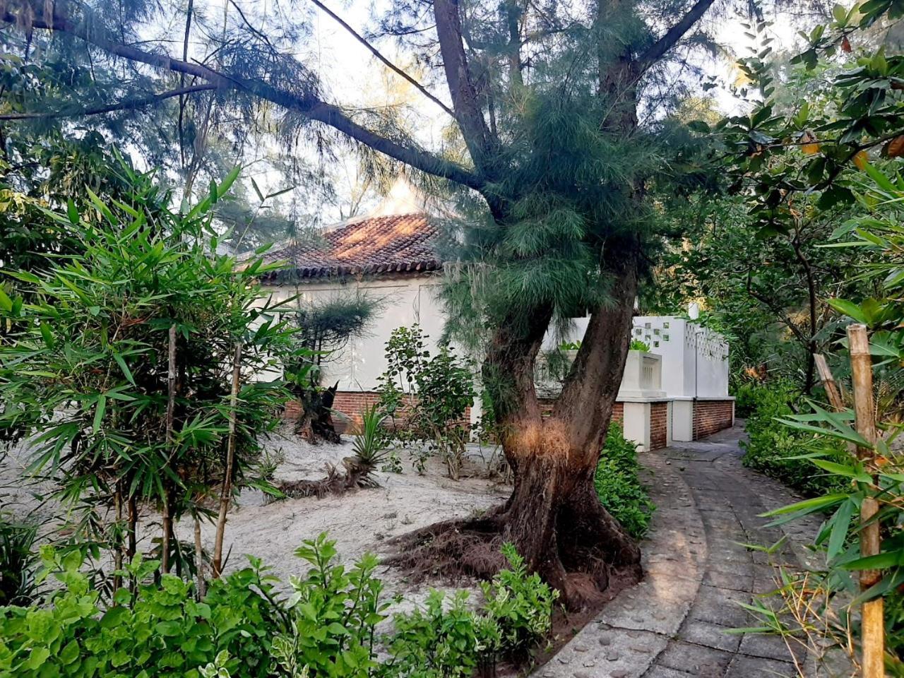 Villa Louise Hue Beach Boutique Hotel מראה חיצוני תמונה