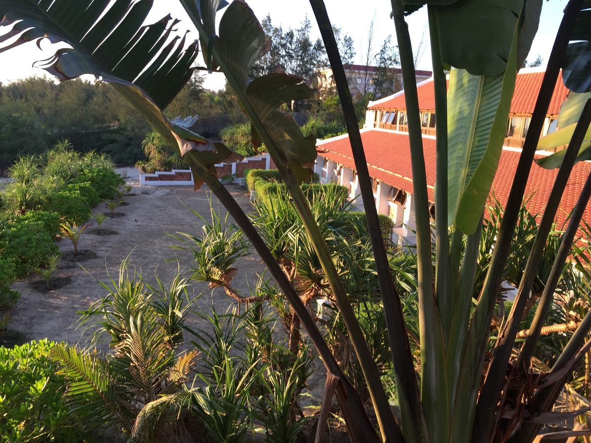 Villa Louise Hue Beach Boutique Hotel מראה חיצוני תמונה