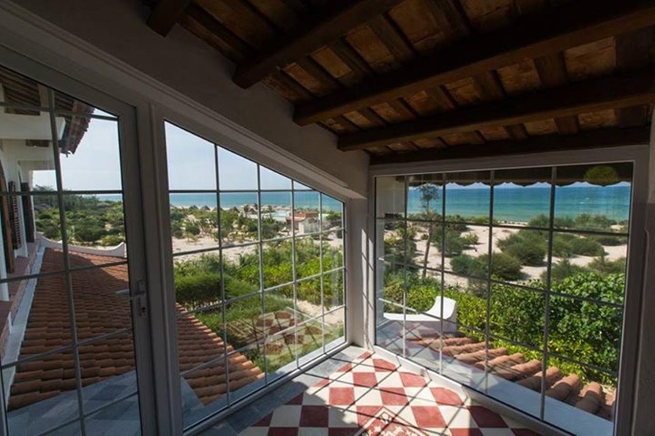 Villa Louise Hue Beach Boutique Hotel מראה חיצוני תמונה
