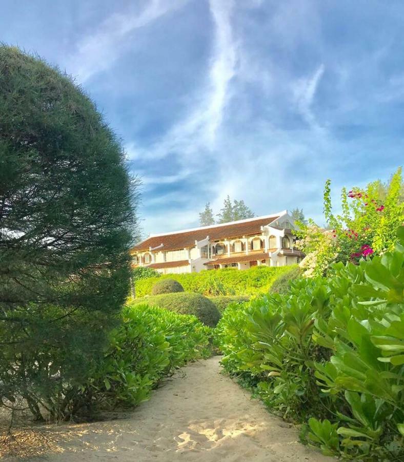 Villa Louise Hue Beach Boutique Hotel מראה חיצוני תמונה